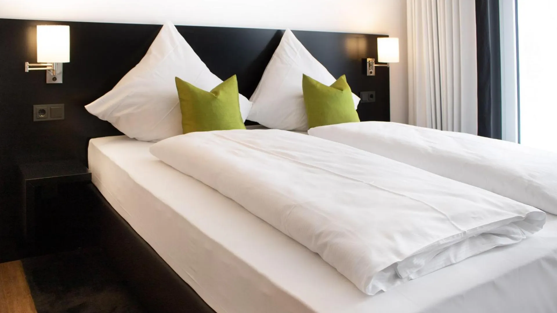 Nec Hotel By Wmm Hotels Neustadt bei Coburg 0*,  Germany